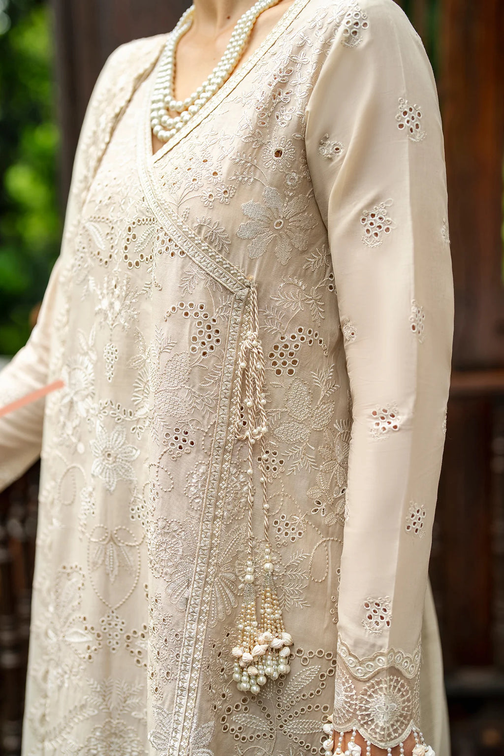 Baroque - EMBROIDERED LAWN UF-4266 - Mirha Collections