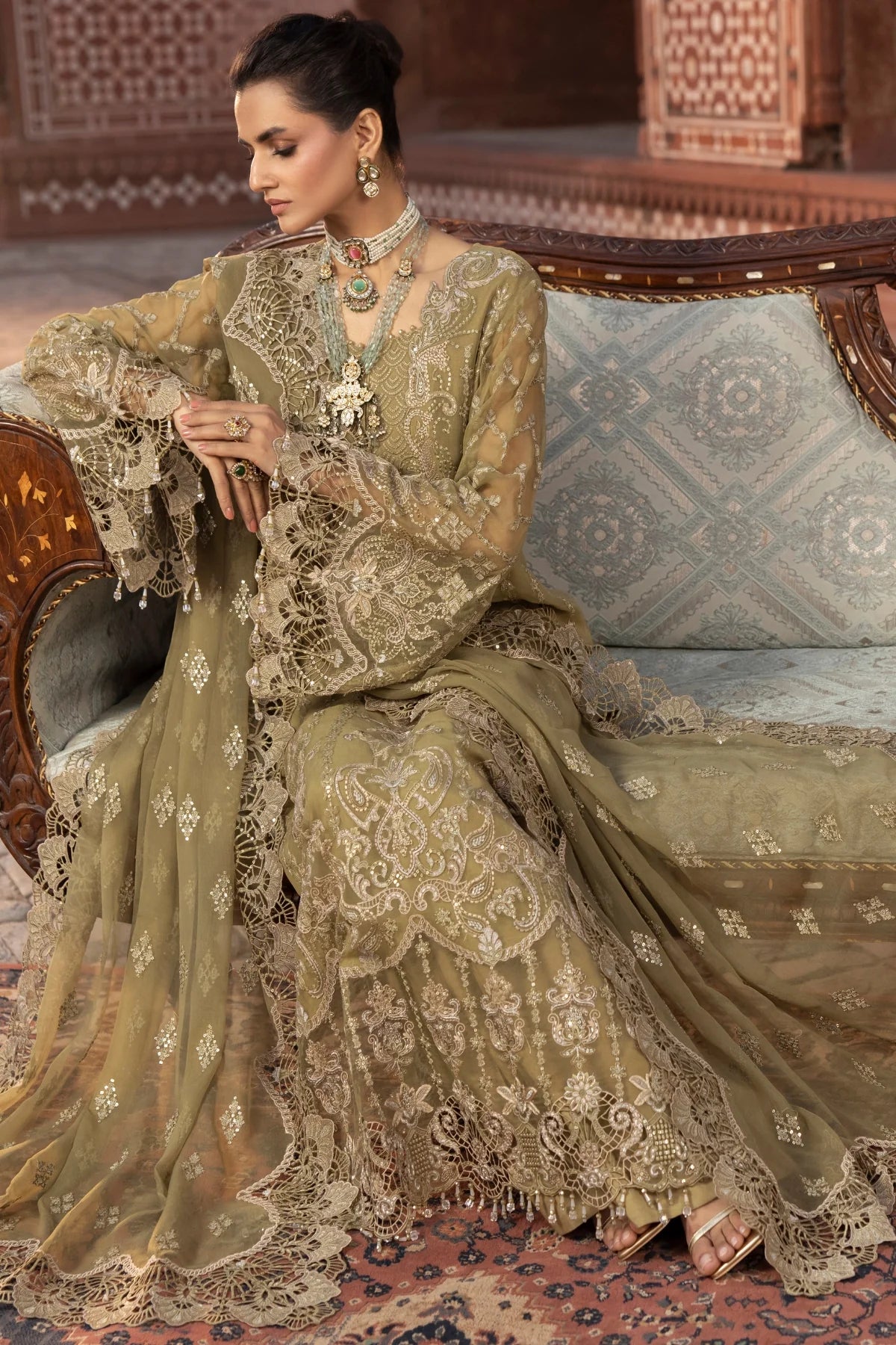 Lavish - Dark Tan - Mirha Collections