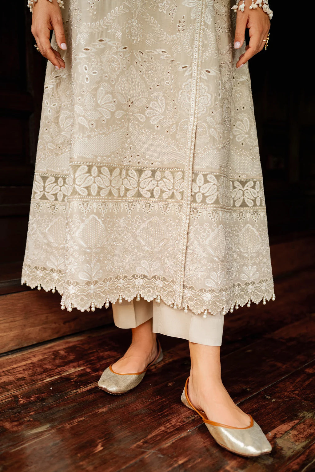 Baroque - EMBROIDERED LAWN UF-4266 - Mirha Collections