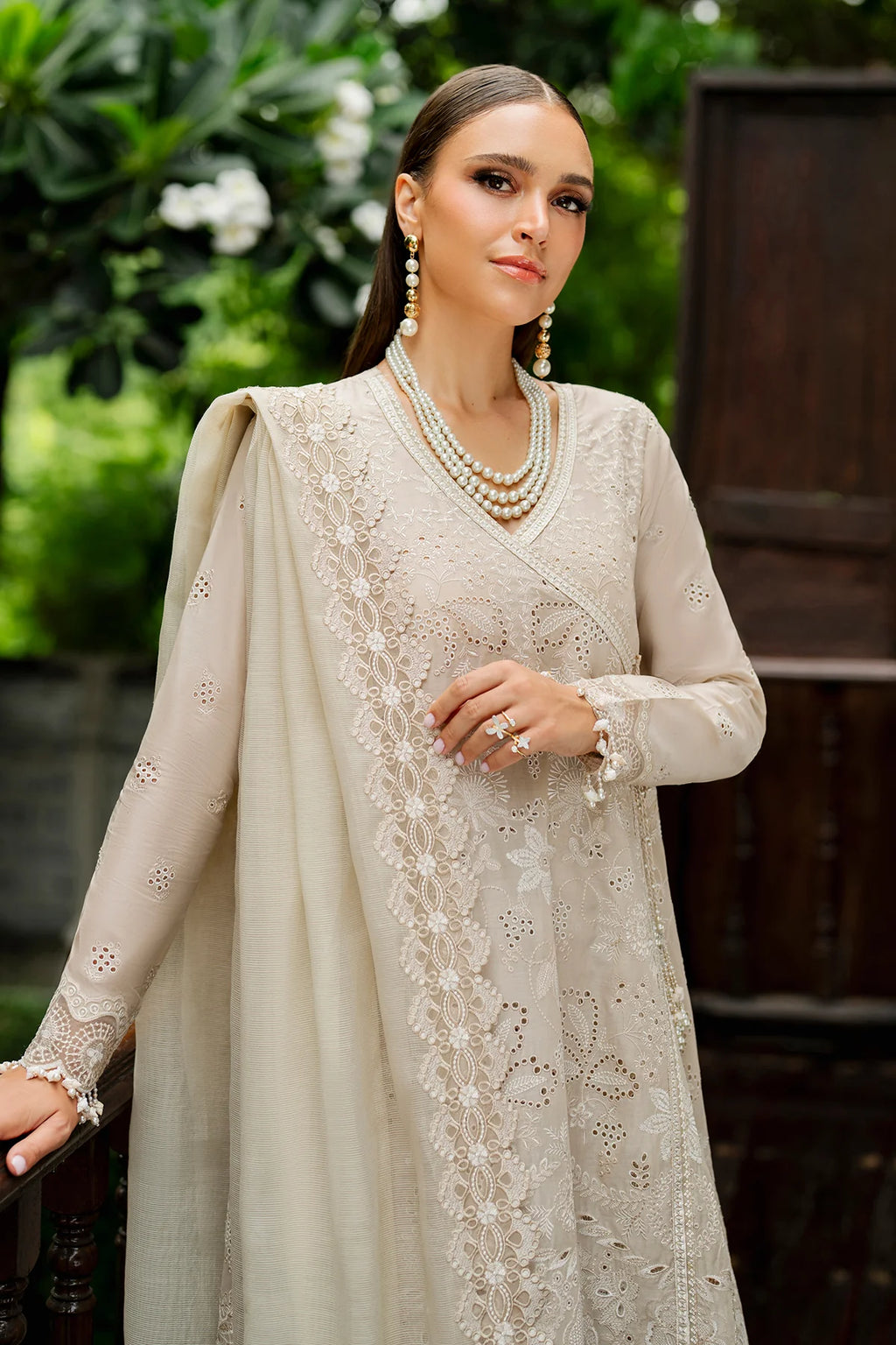 Baroque - EMBROIDERED LAWN UF-4266 - Mirha Collections