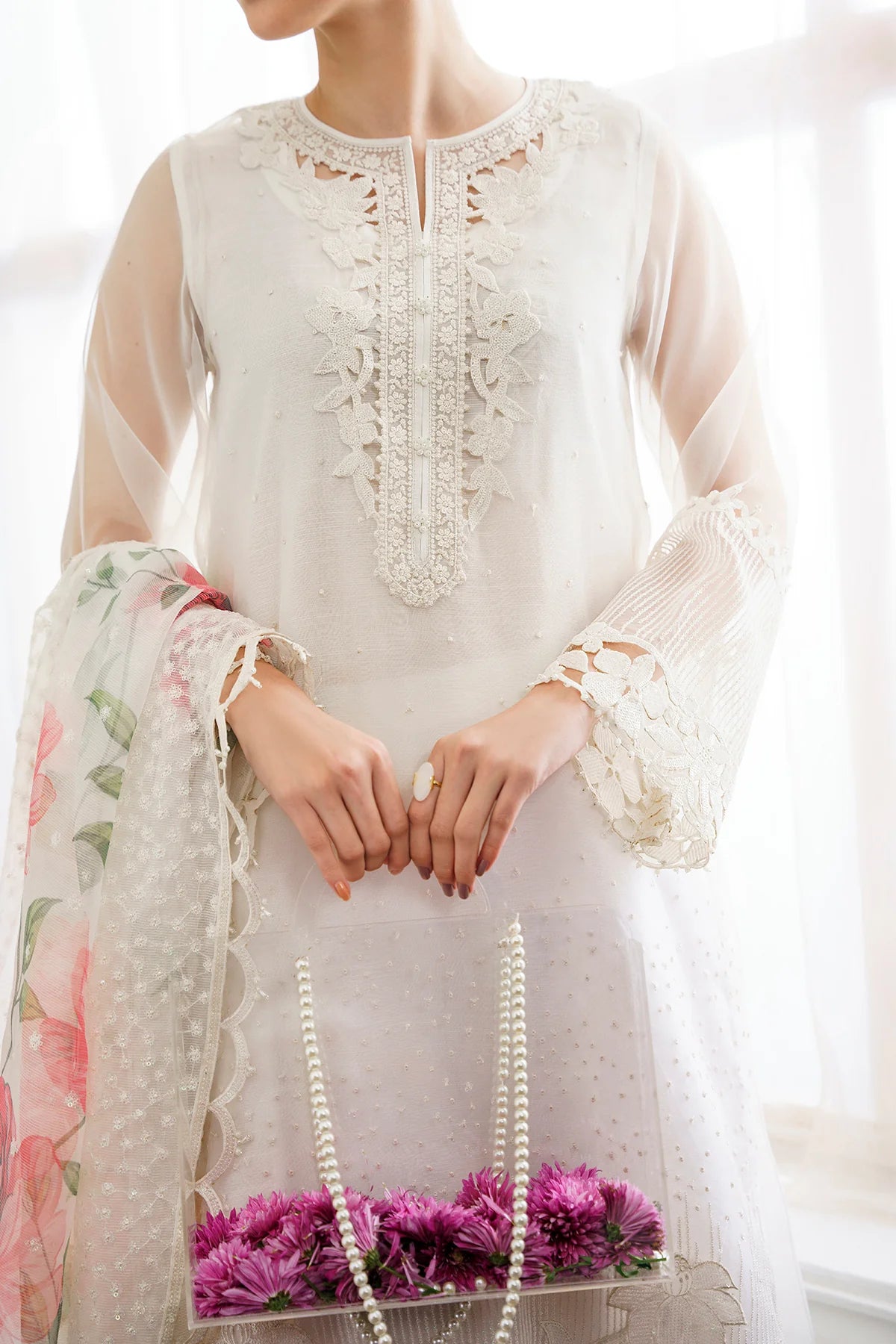 Baroque UF-526 Embroidered Organza luxury formal dress collection at Mirha Collections UK. Premium unstitched or custom-stitched Pakistani designer suit featuring intricate embroidery and an organza dupatta