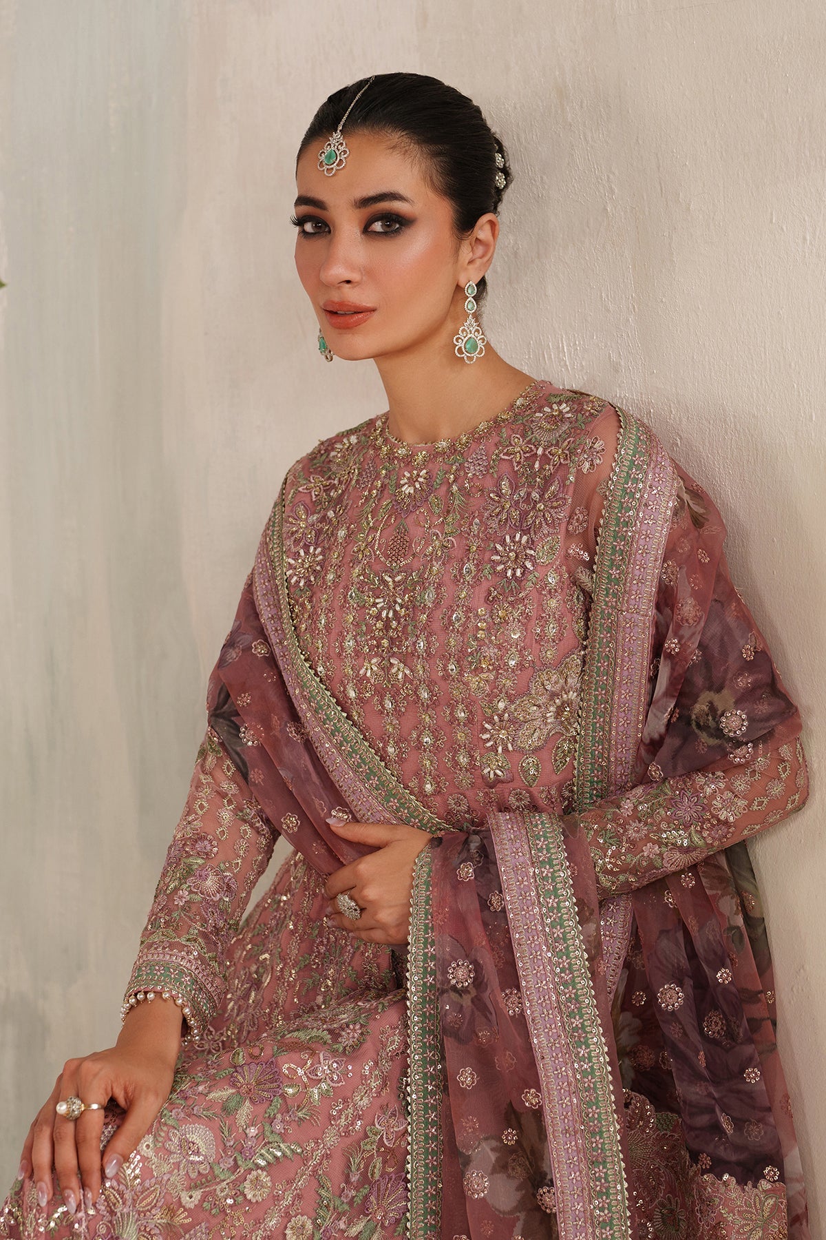 Baroque - EMBROIDERED NET UF-4377