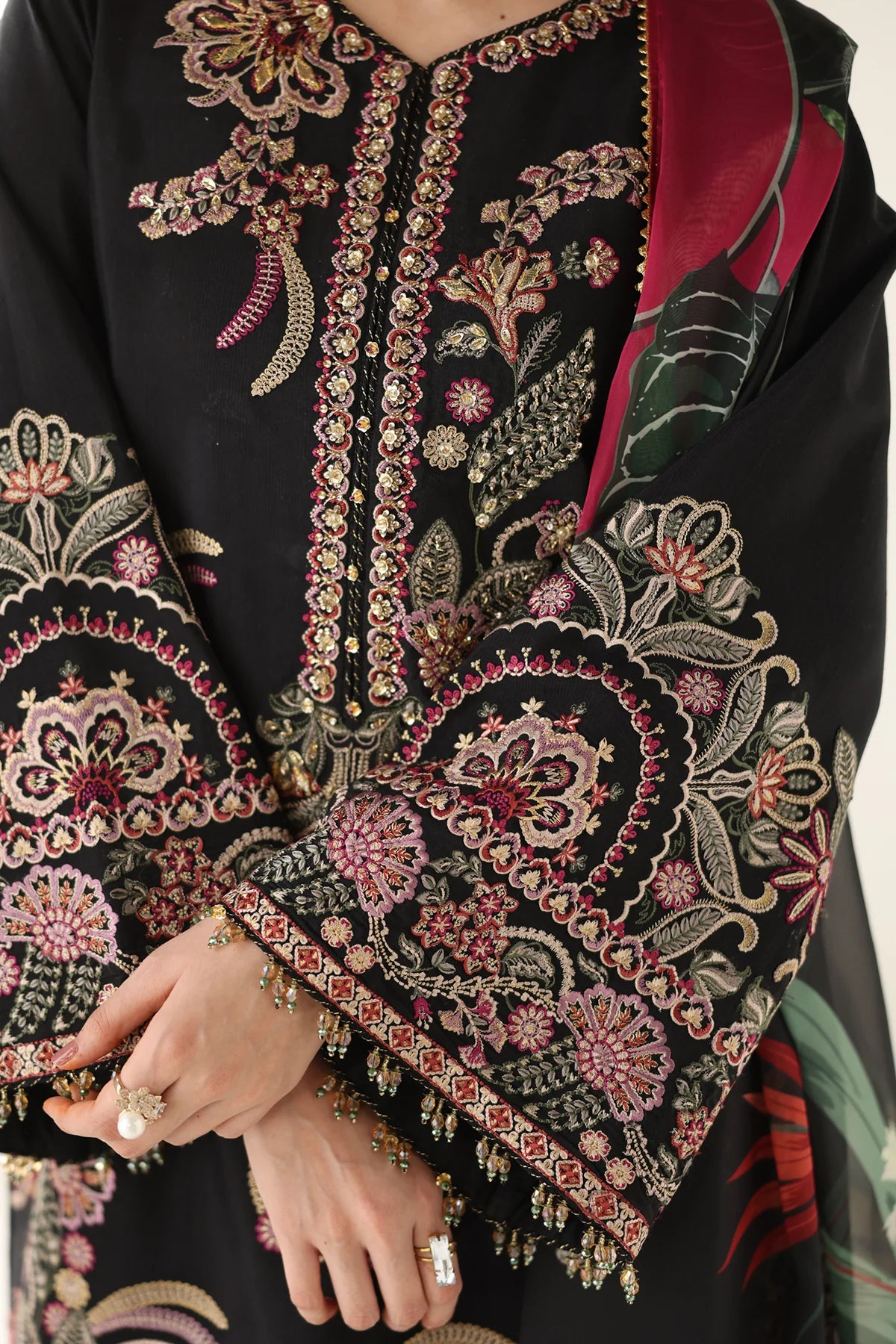Baroque - EMBROIDERED SILK UF-4175 - Mirha Collections