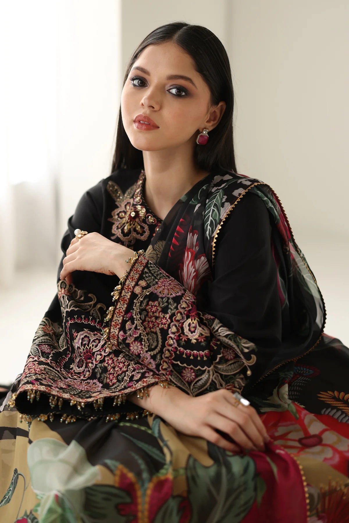 Baroque - EMBROIDERED SILK UF-4175 - Mirha Collections
