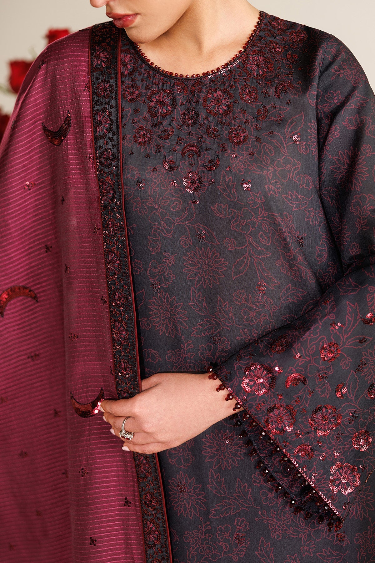 Jazmin - Embroidered Raw Silk UR-7068