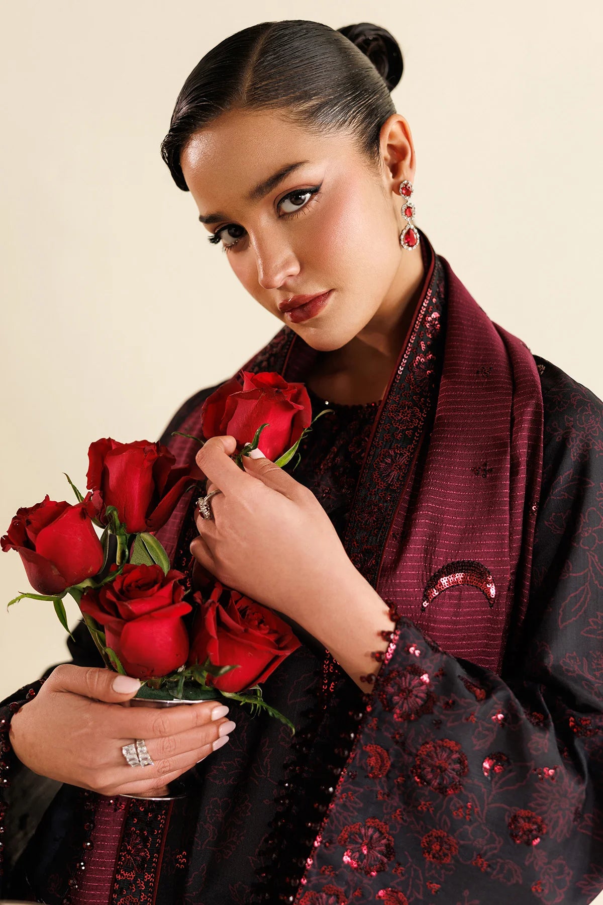 Jazmin - Embroidered Raw Silk UR-7068