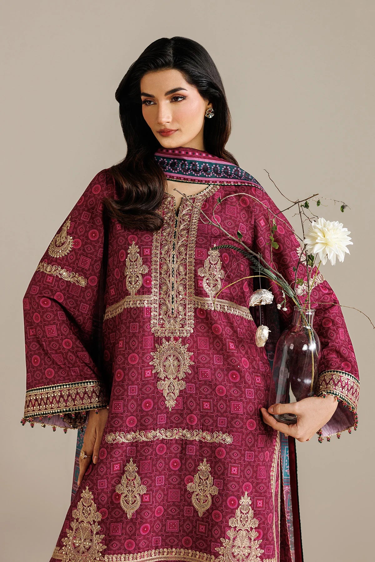Jazmin - EMBROIDERED RAW SILK UR-7074