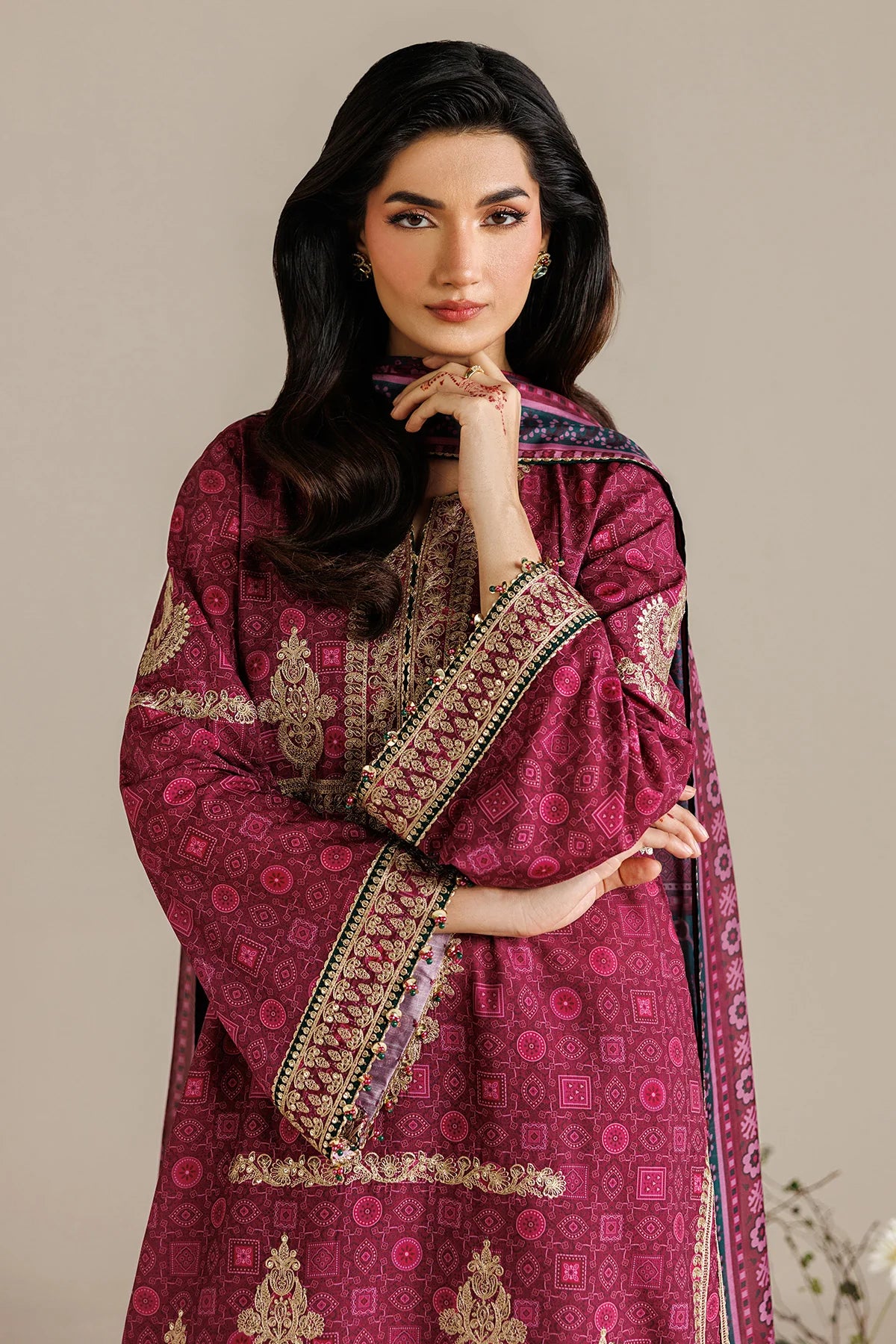 Jazmin - EMBROIDERED RAW SILK UR-7074