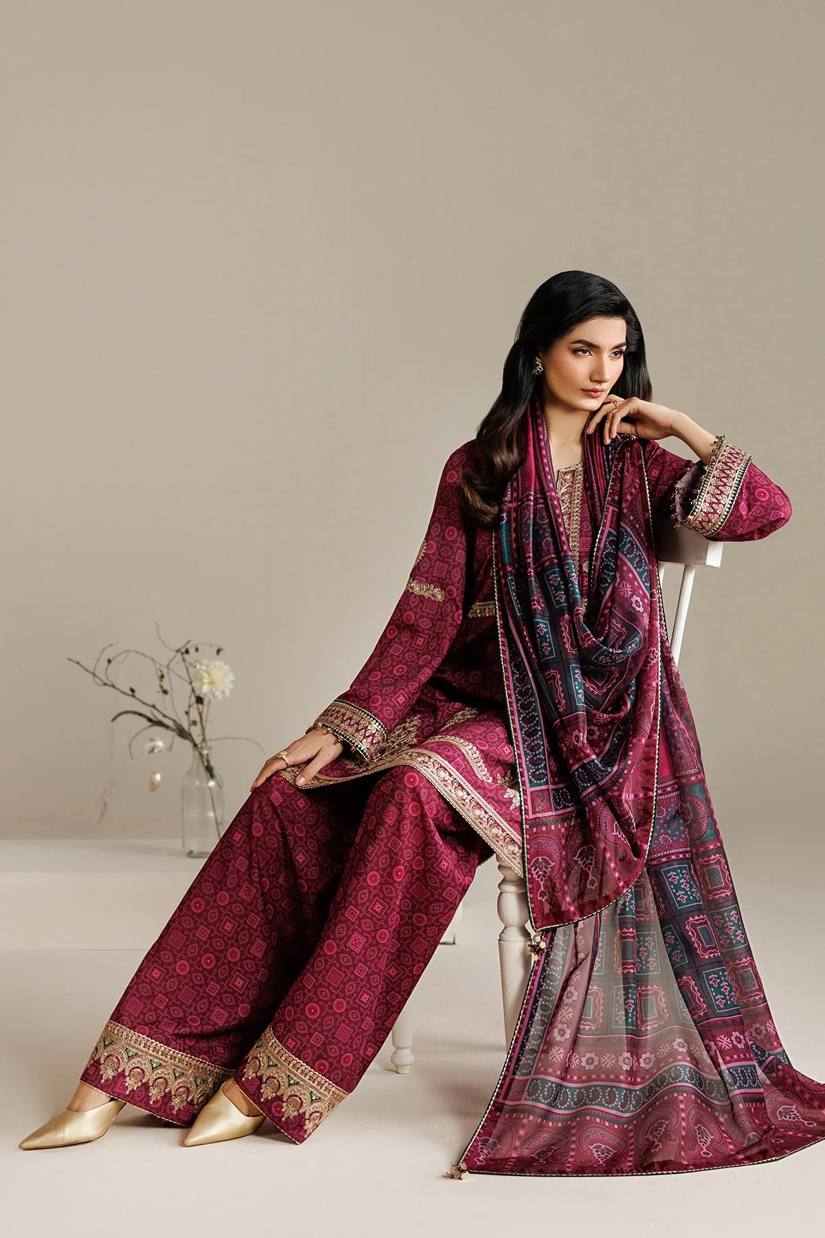 Jazmin - EMBROIDERED RAW SILK UR-7074