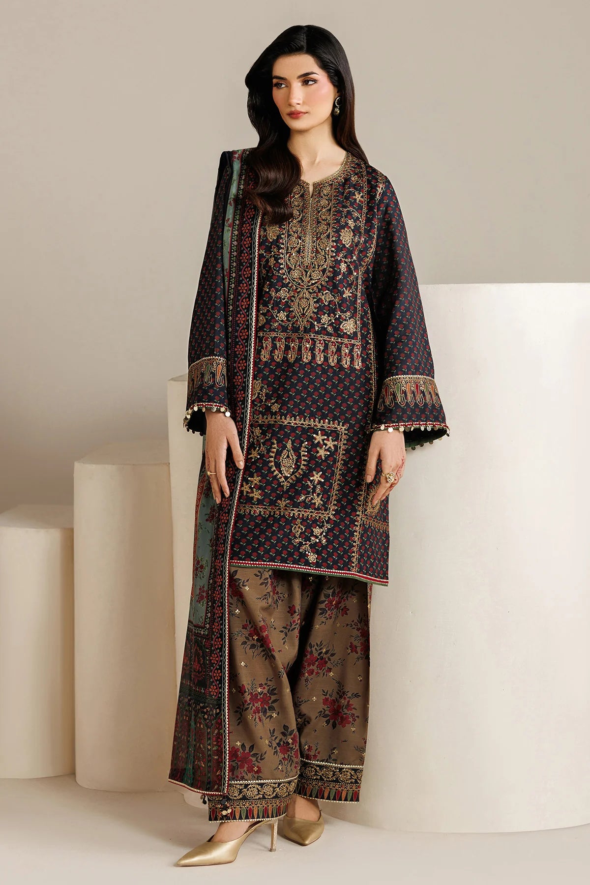 Jazmin - EMBROIDERED RAW SILK UR-7078