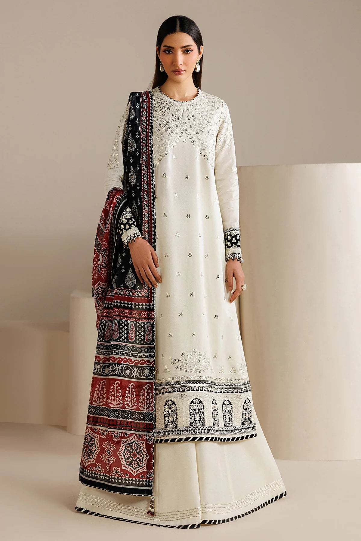 Jazmin - EMBROIDERED RAW SILK UR-7080