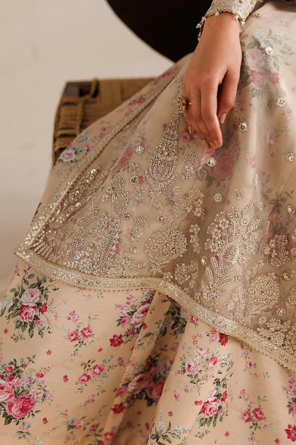 Jazmin - EMBROIDERED CHIFFON UC-3117