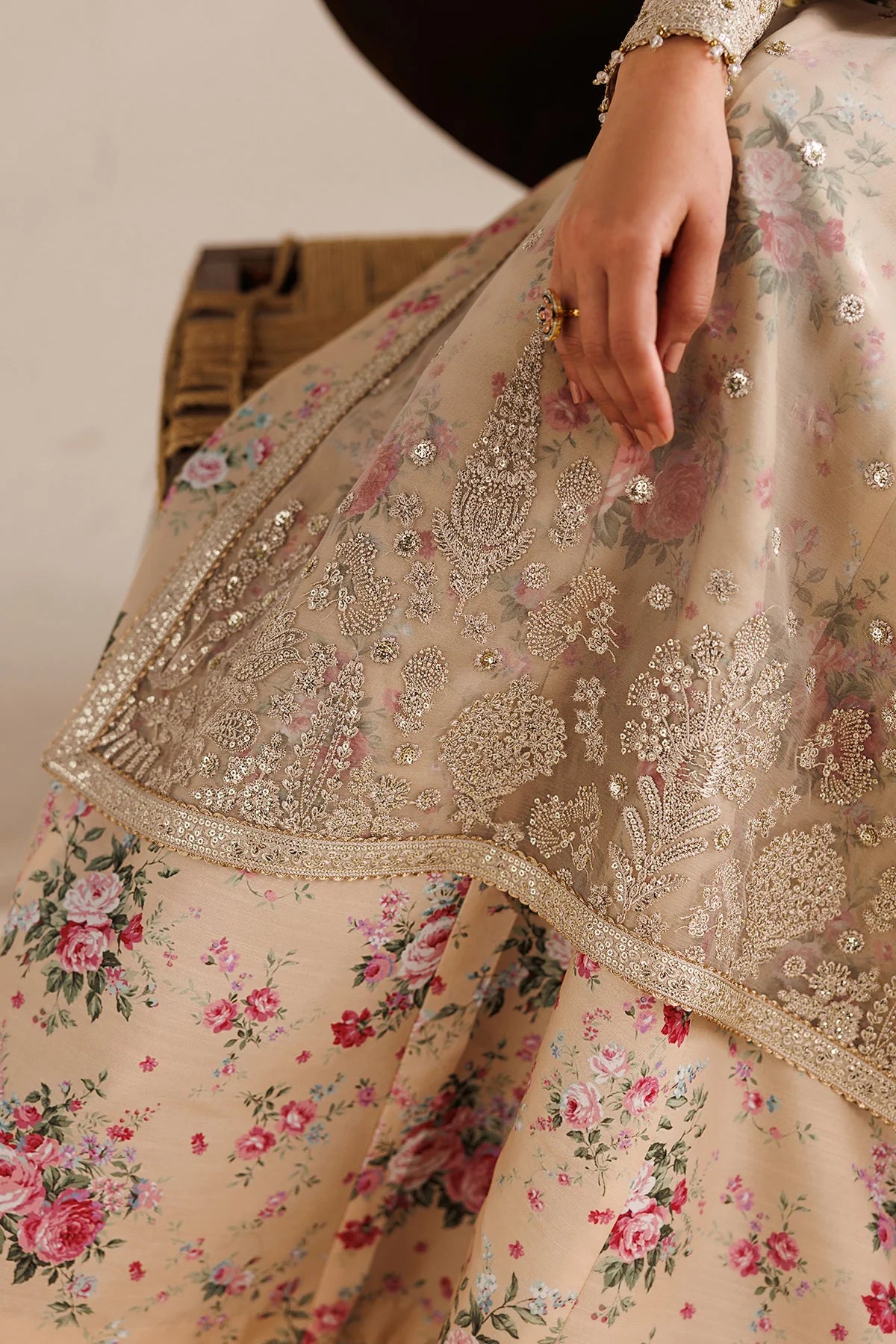 Jazmin - EMBROIDERED CHIFFON UC-3117