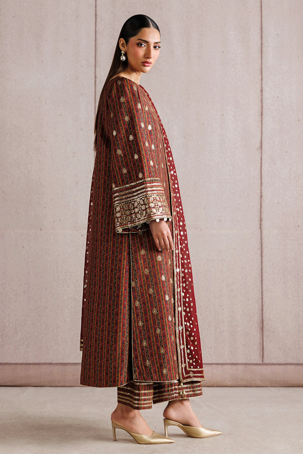 Jazmin - EMBROIDERED RAW SILK UR-7076