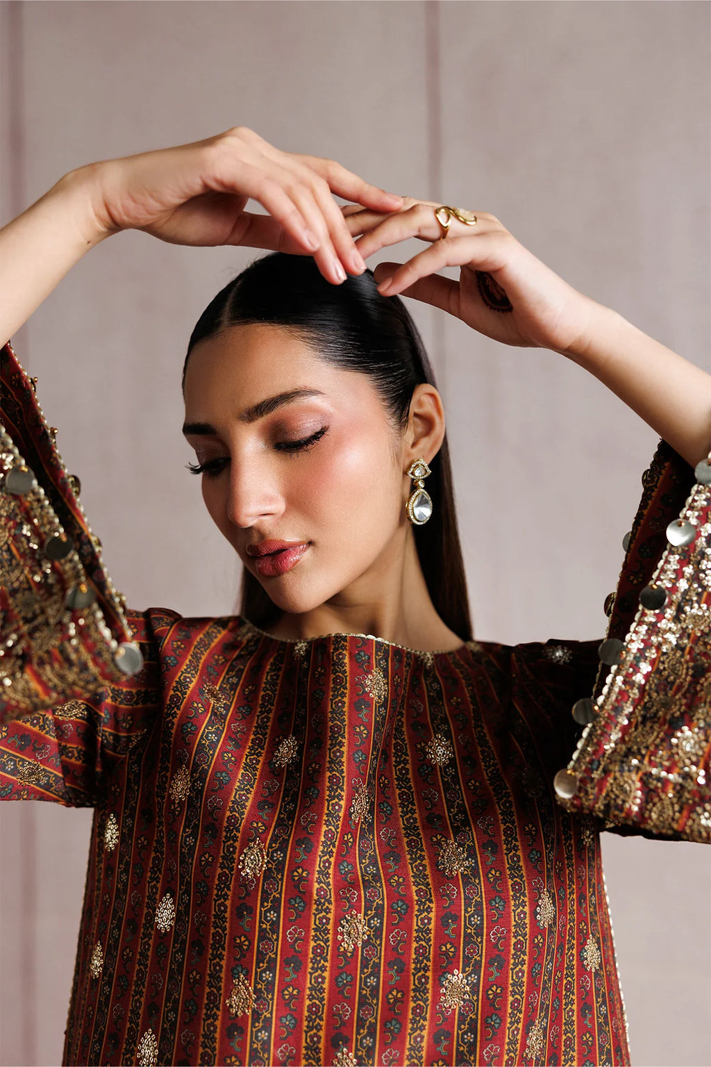 Jazmin - EMBROIDERED RAW SILK UR-7076