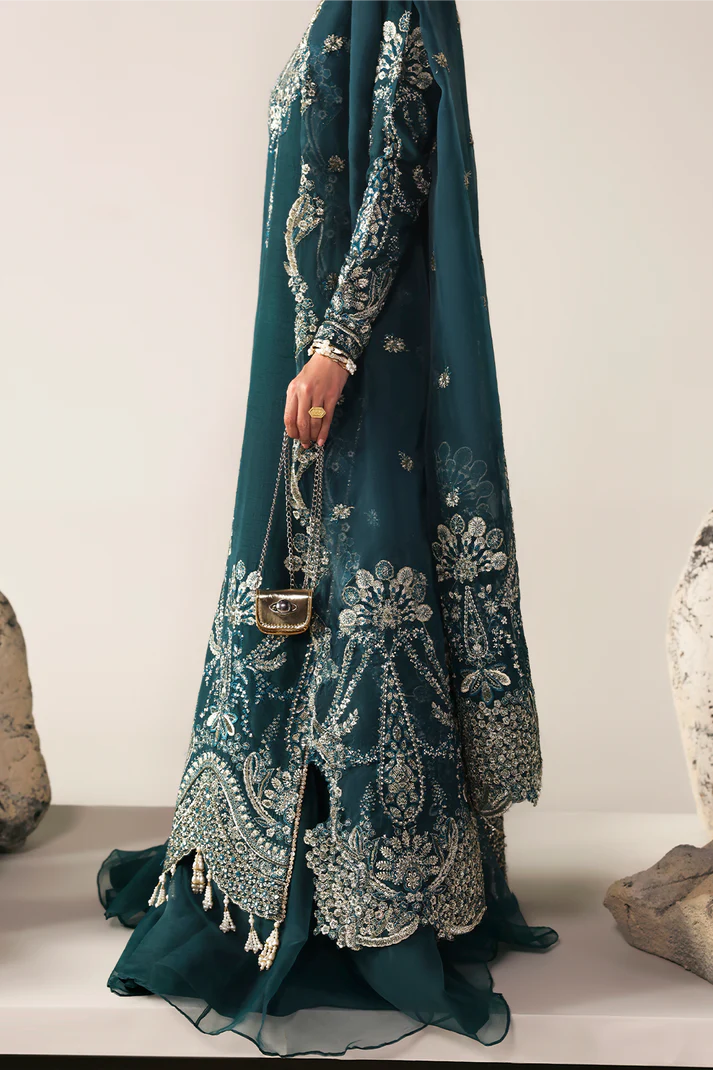 Emaan Adeel - STARLIGHT SWAY - Mirha Collections
