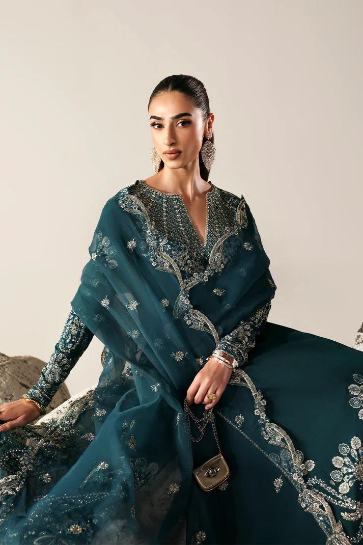 Emaan Adeel - STARLIGHT SWAY - Mirha Collections