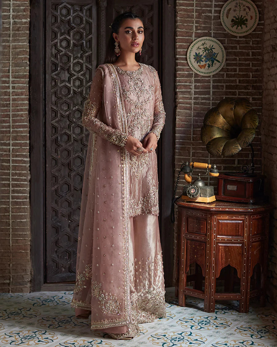 Faiza Saqlain - Samo