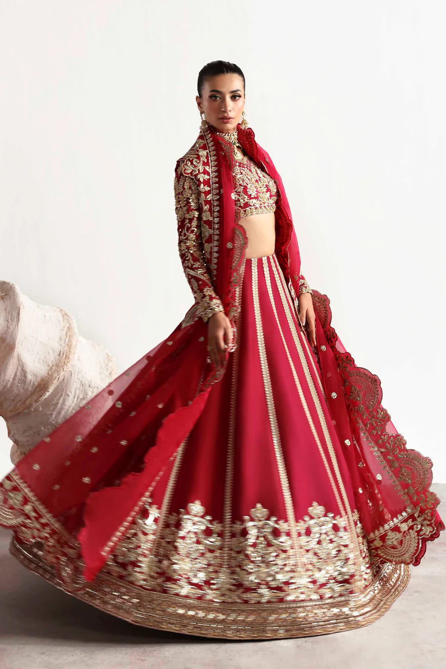 Akbar Aslam - Rouge
