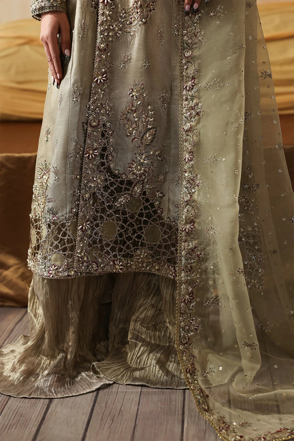 Zarposh - Areezah - Mirha Collections
