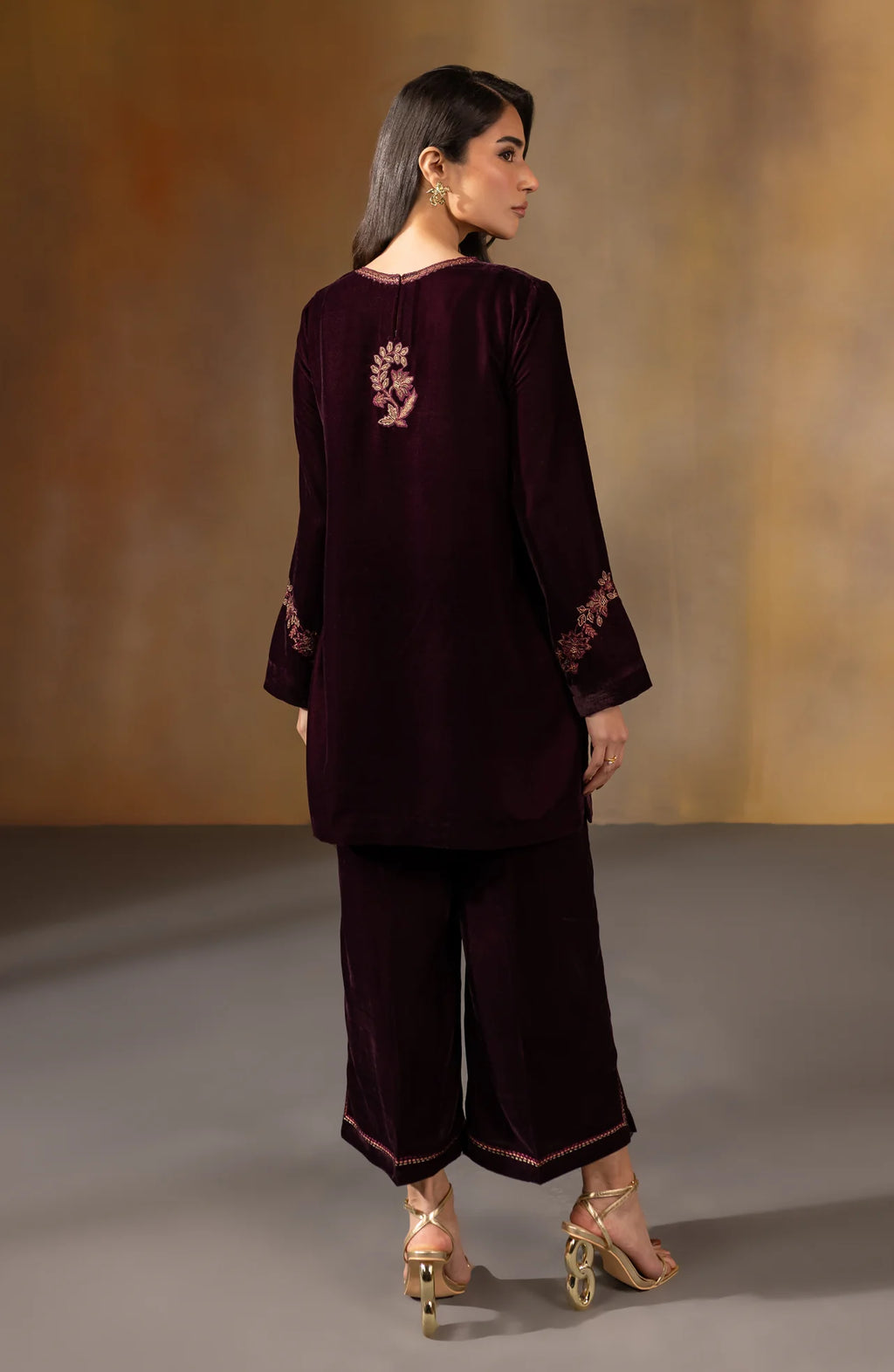 Seran - Crimson Charm - 2 pc