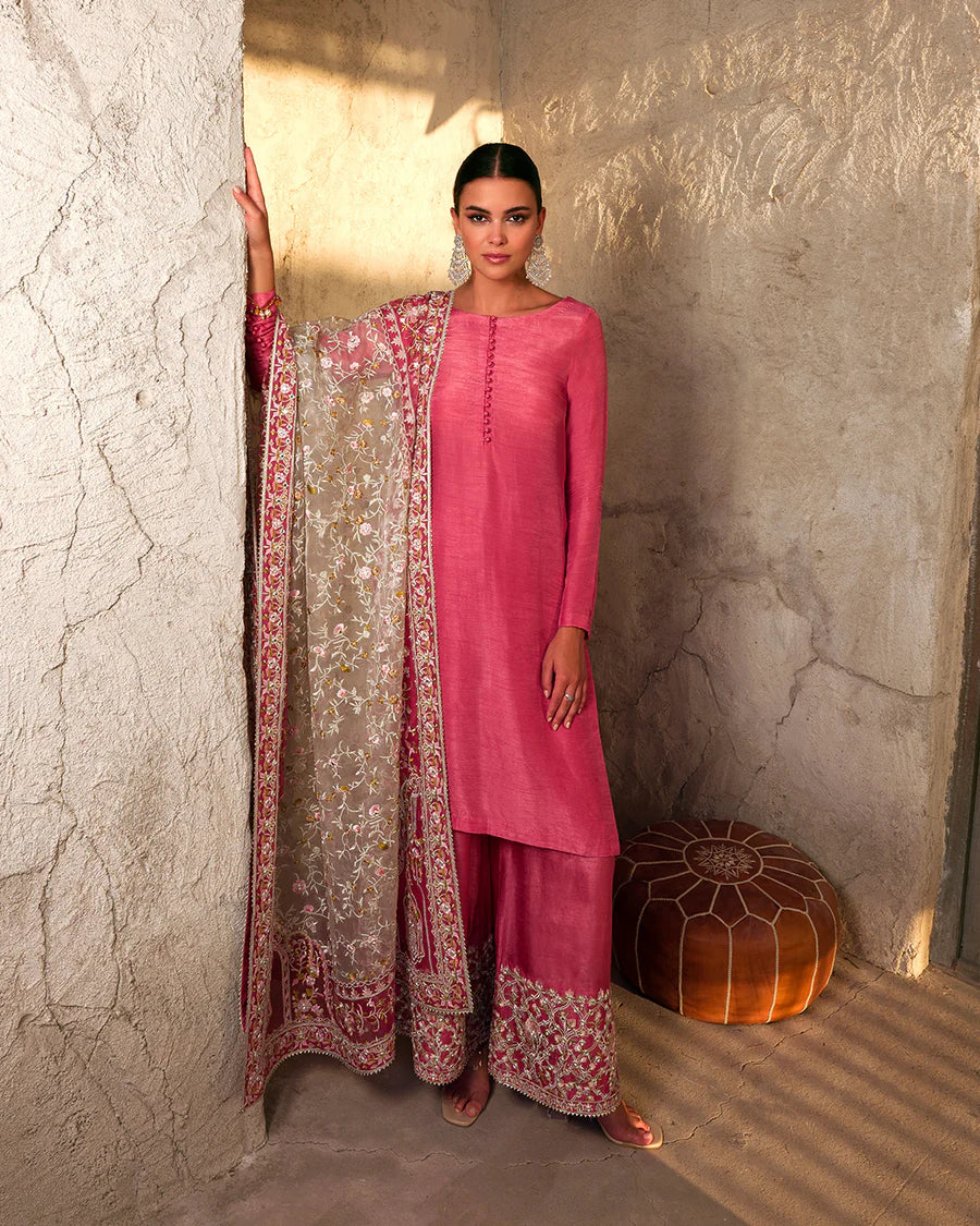 Faiza Saqlain - Hafa