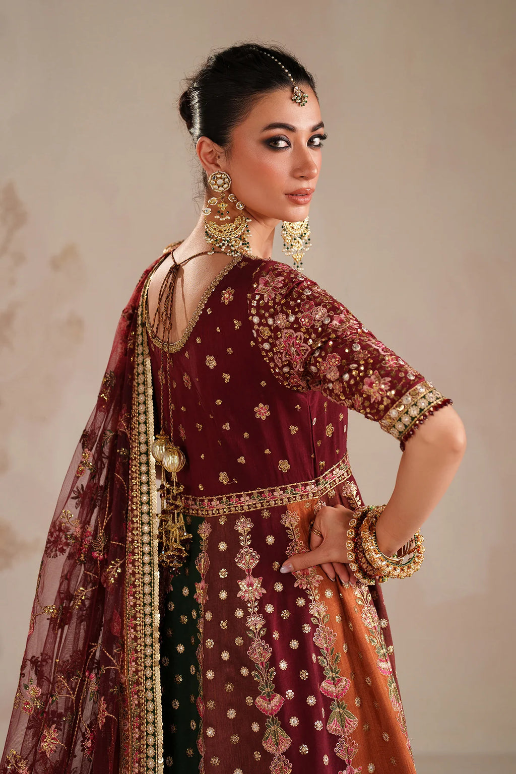 Baroque - EMBROIDERED RAW SILK UF-4366