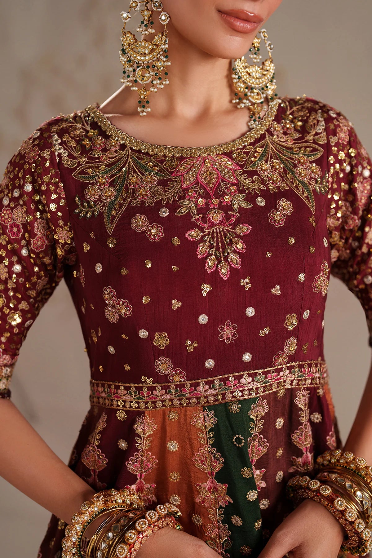 Baroque - EMBROIDERED RAW SILK UF-4366