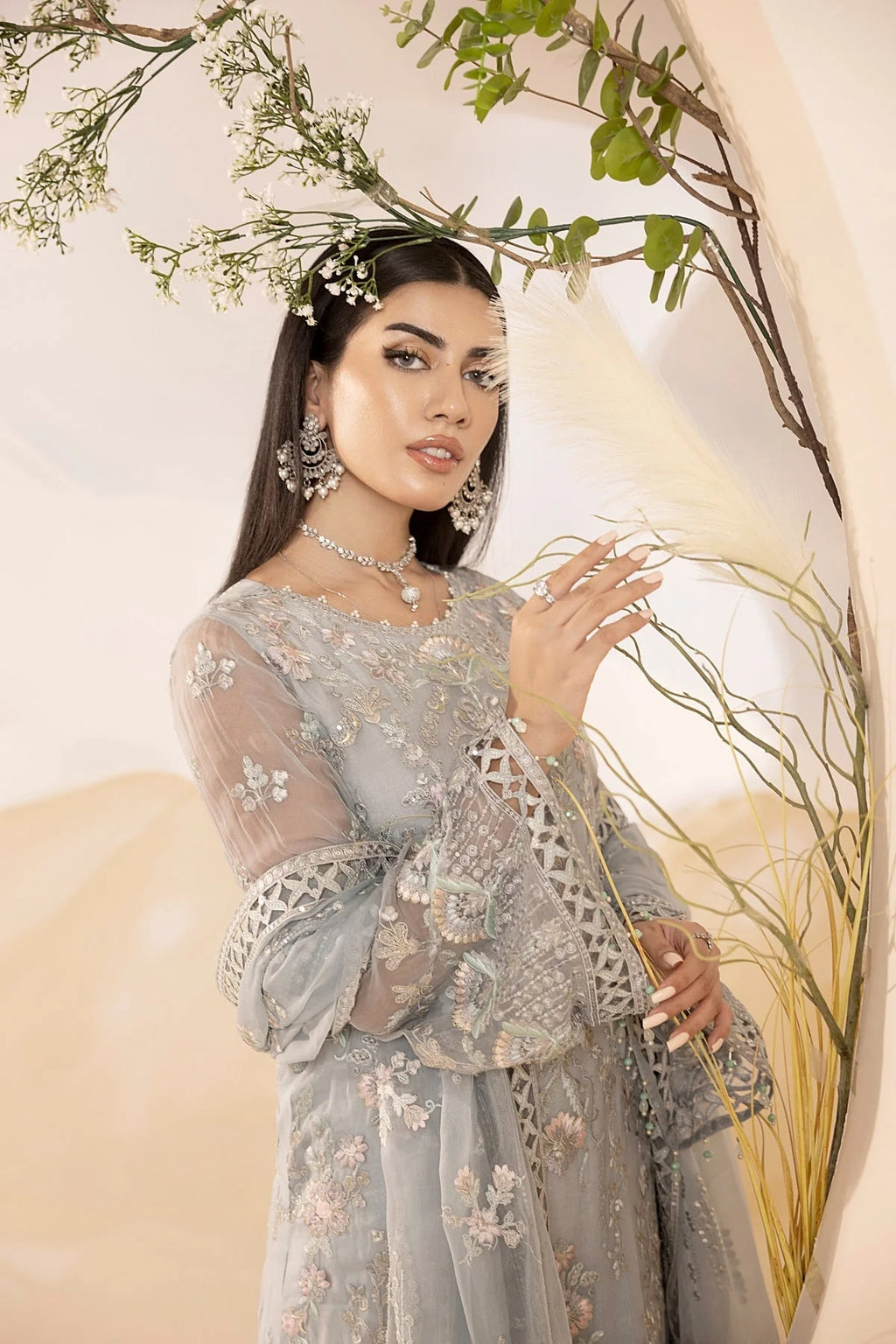 Lavish - Pearl River - Mirha Collections