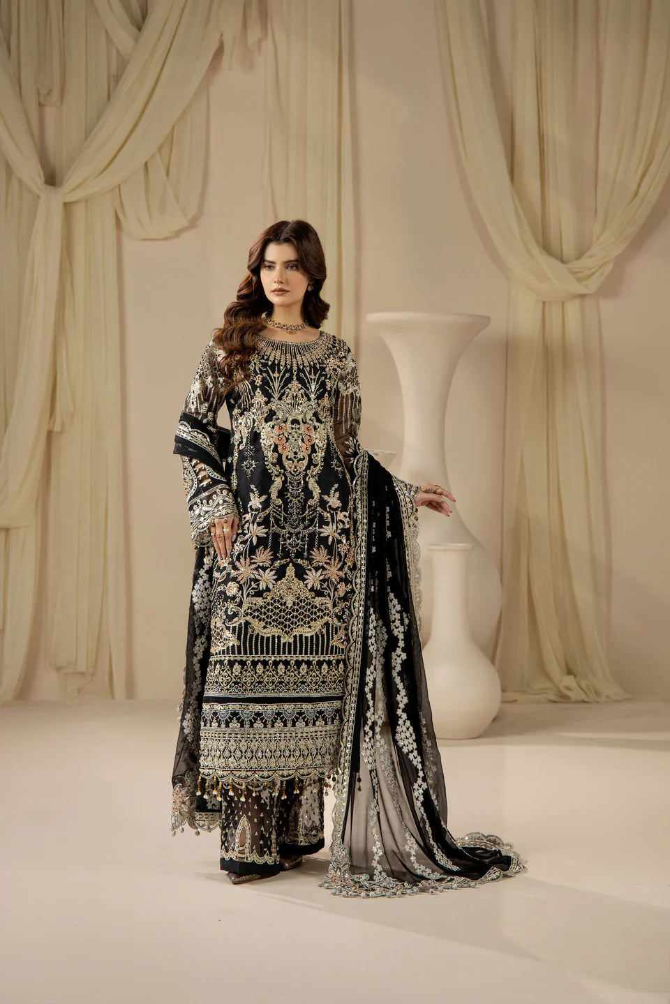 Areesha - Ebony Silver Classic - Mirha Collections