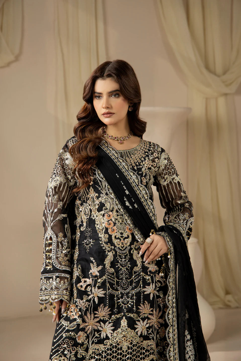 Areesha - Ebony Silver Classic - Mirha Collections