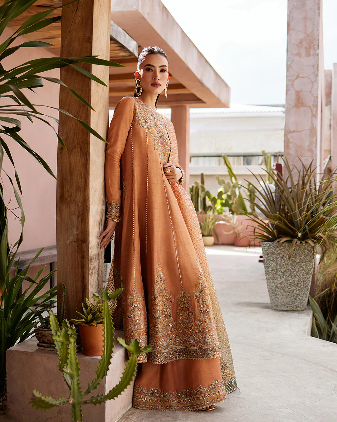 Faiza Saqlain - Dalisay