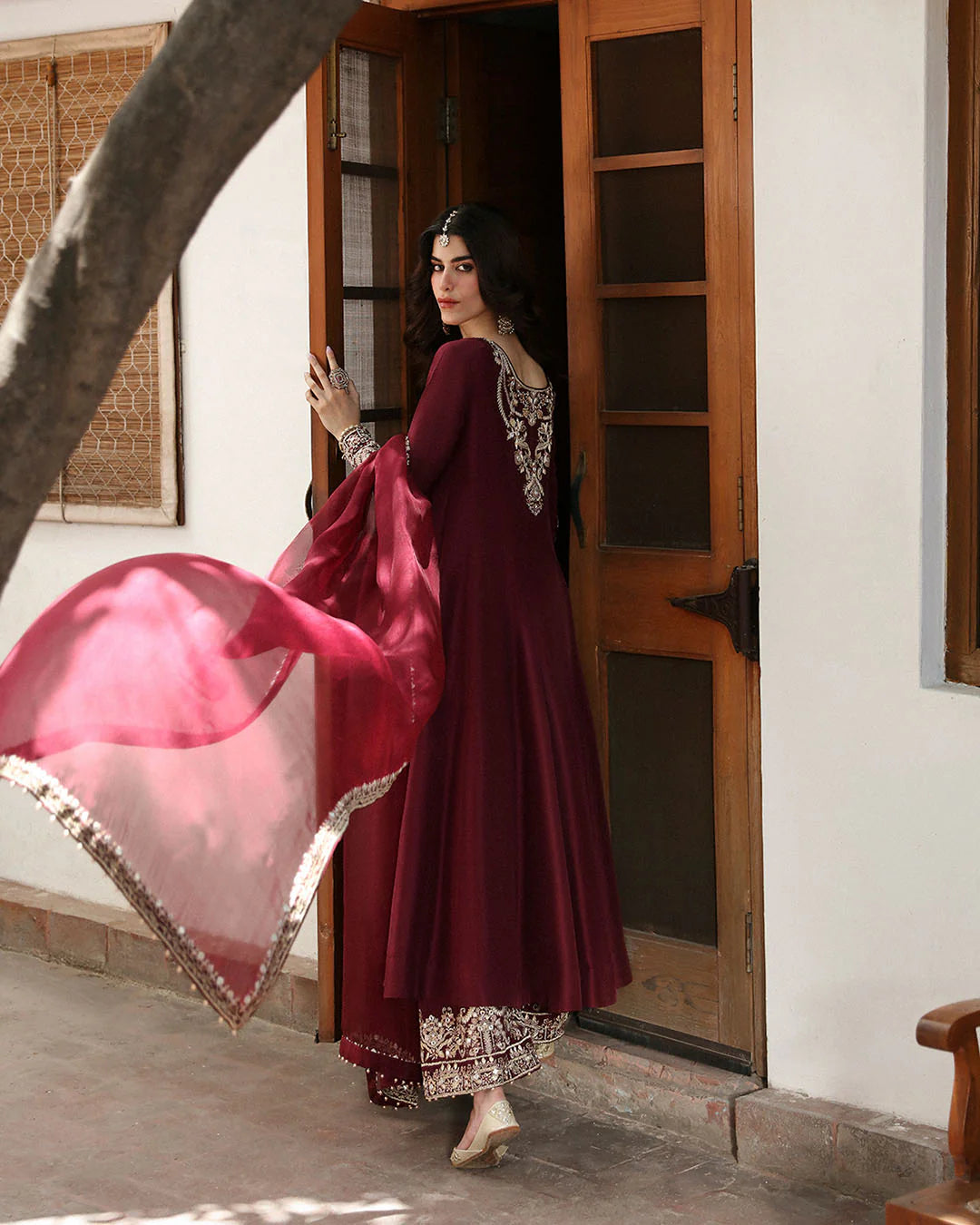 Faiza Saqlain - Norine