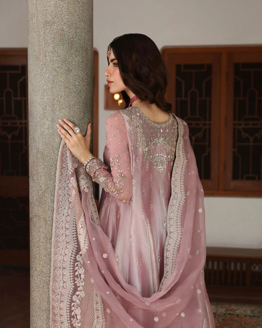 Faiza Saqlain -Halina