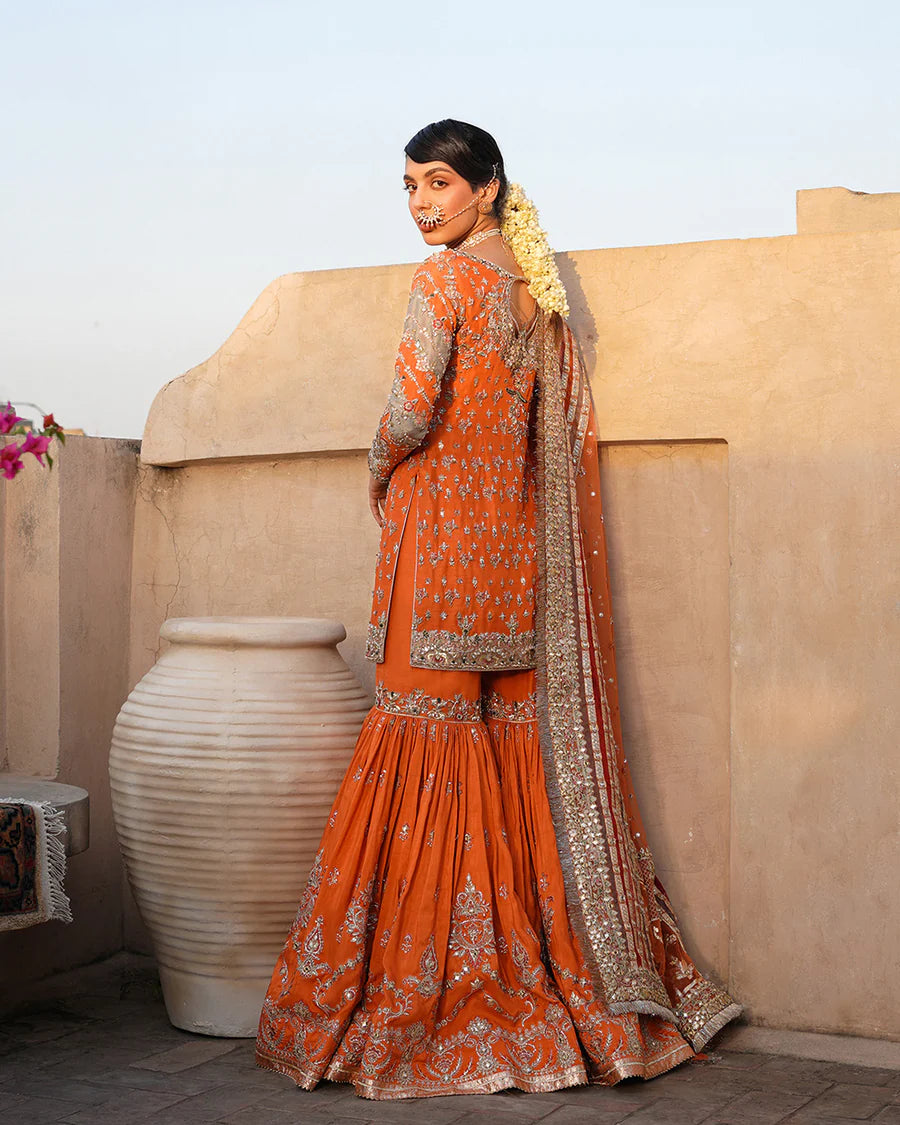 Faiza Saqlain - Sevgi