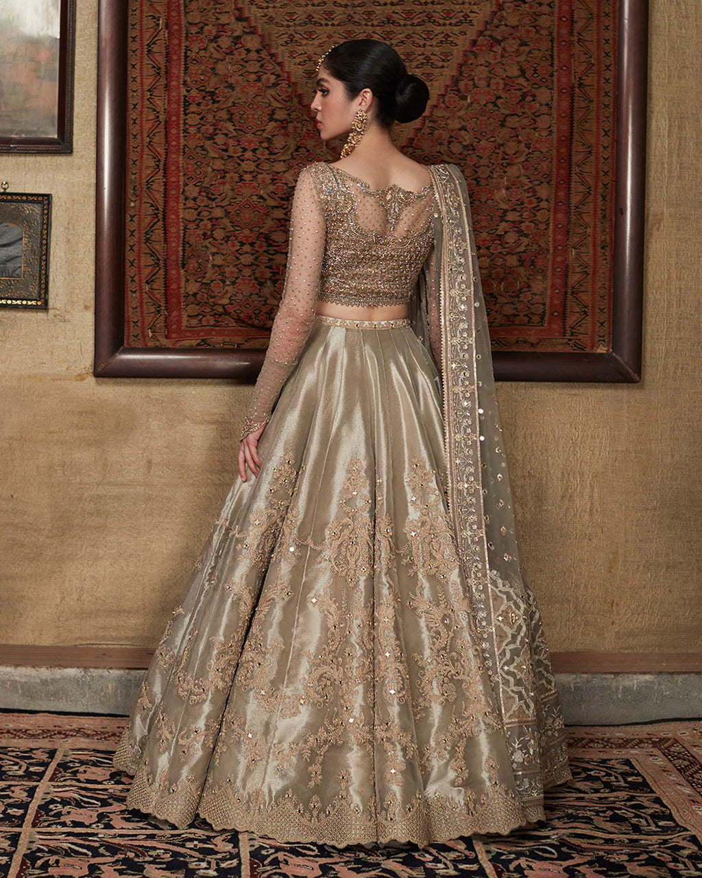 Faiza Saqlain - Delal