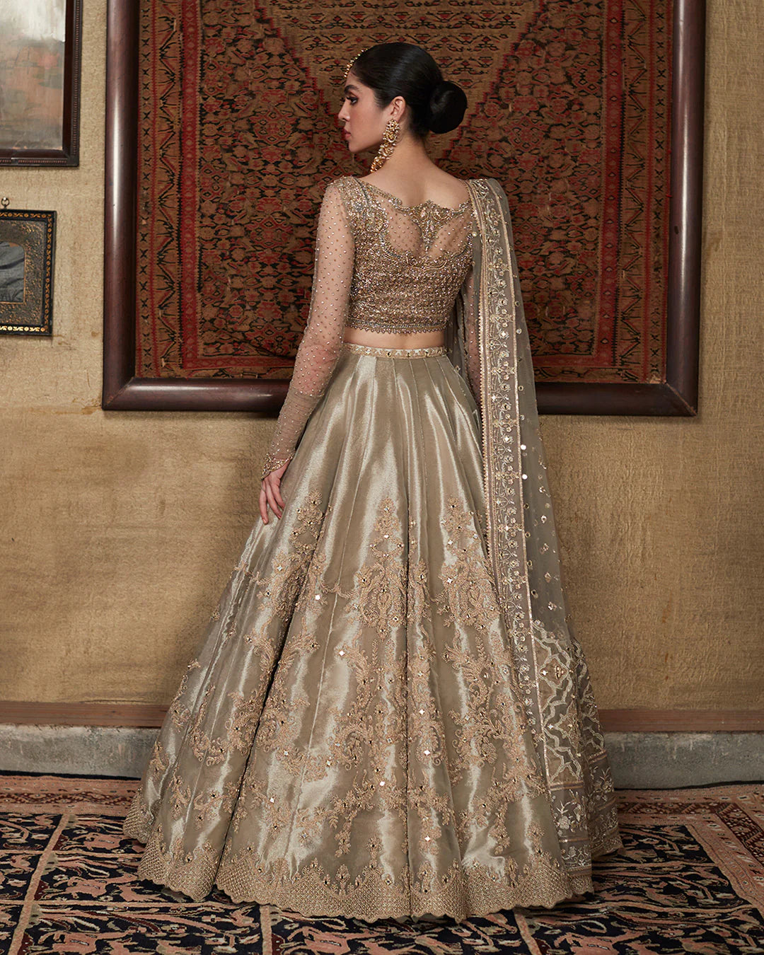 Faiza Saqlain - Delal
