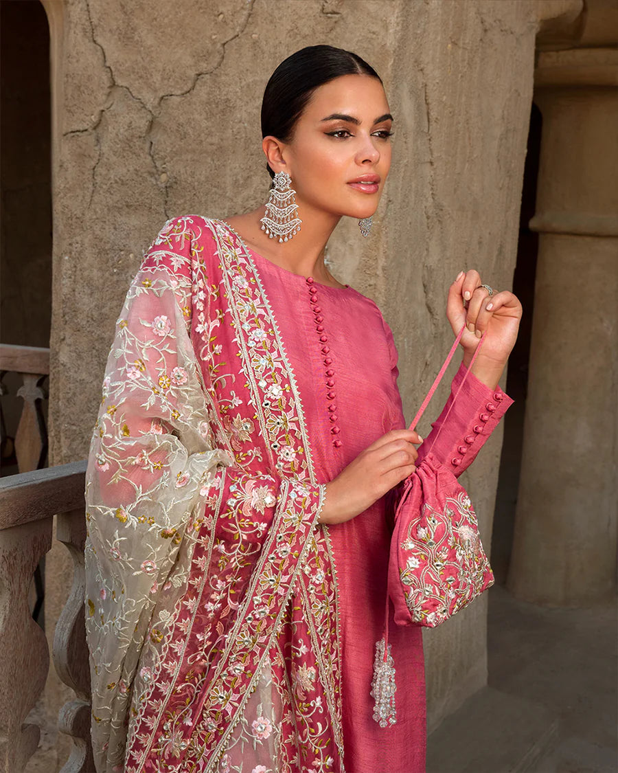 Faiza Saqlain - Hafa