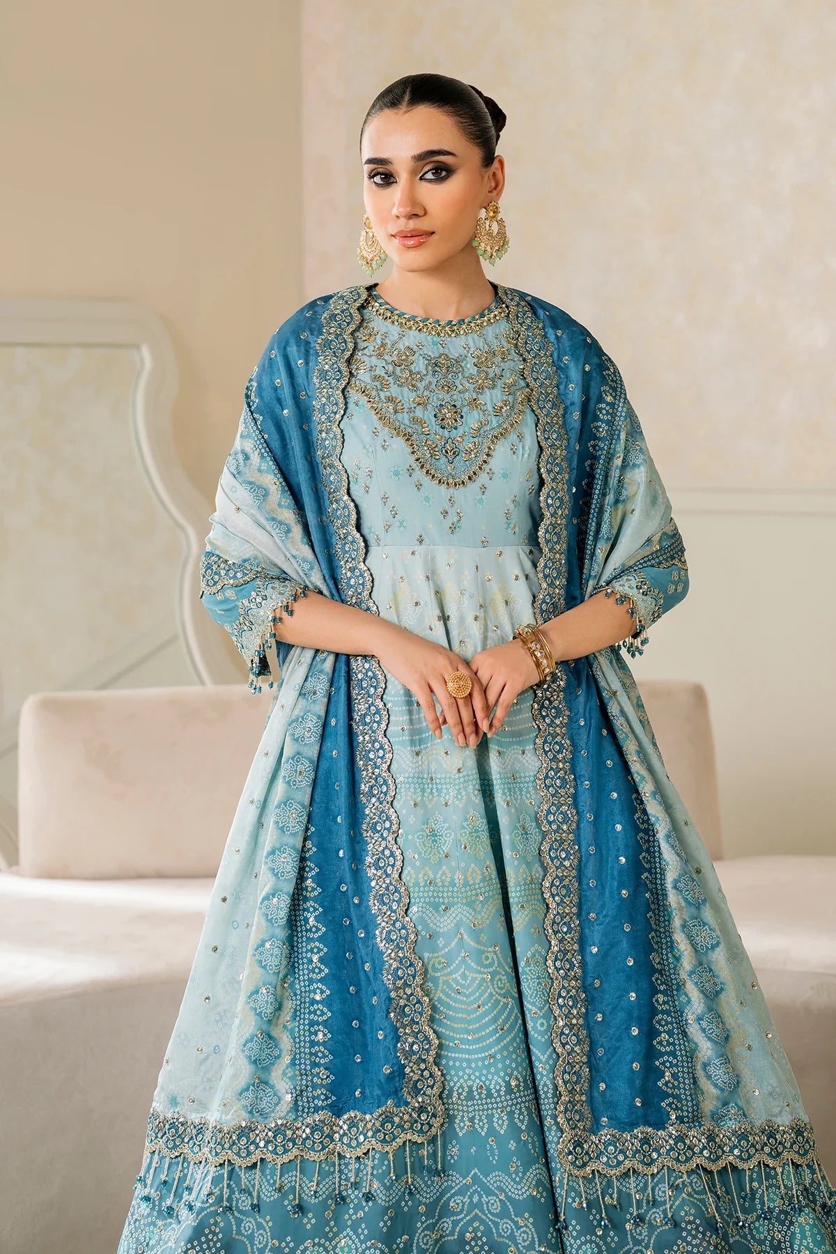 Baroque - EMBROIDERED SILK UF-4162