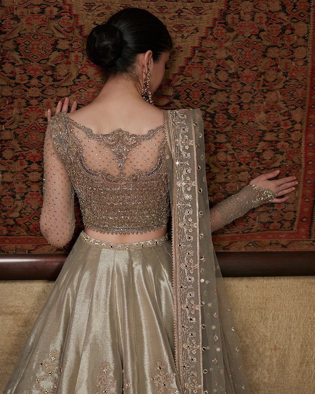 Faiza Saqlain - Delal