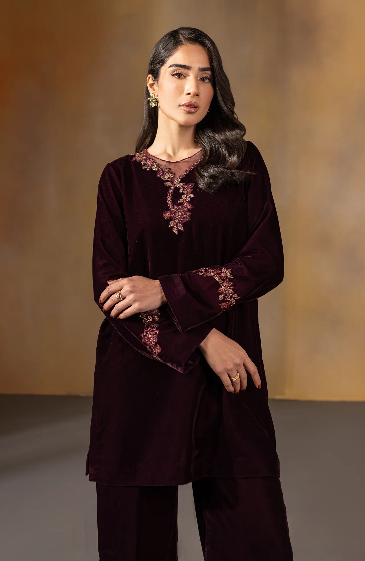 Seran - Crimson Charm - 2 pc