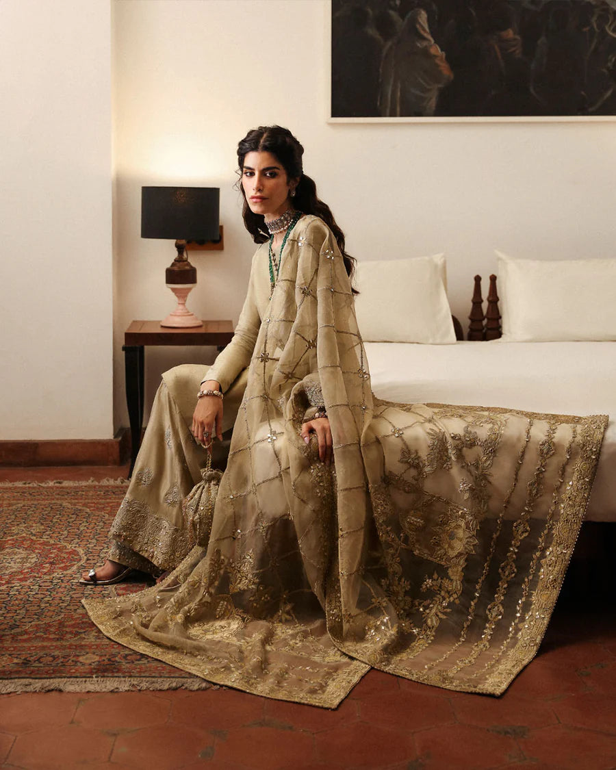 Faiza Saqlain - Nainsi
