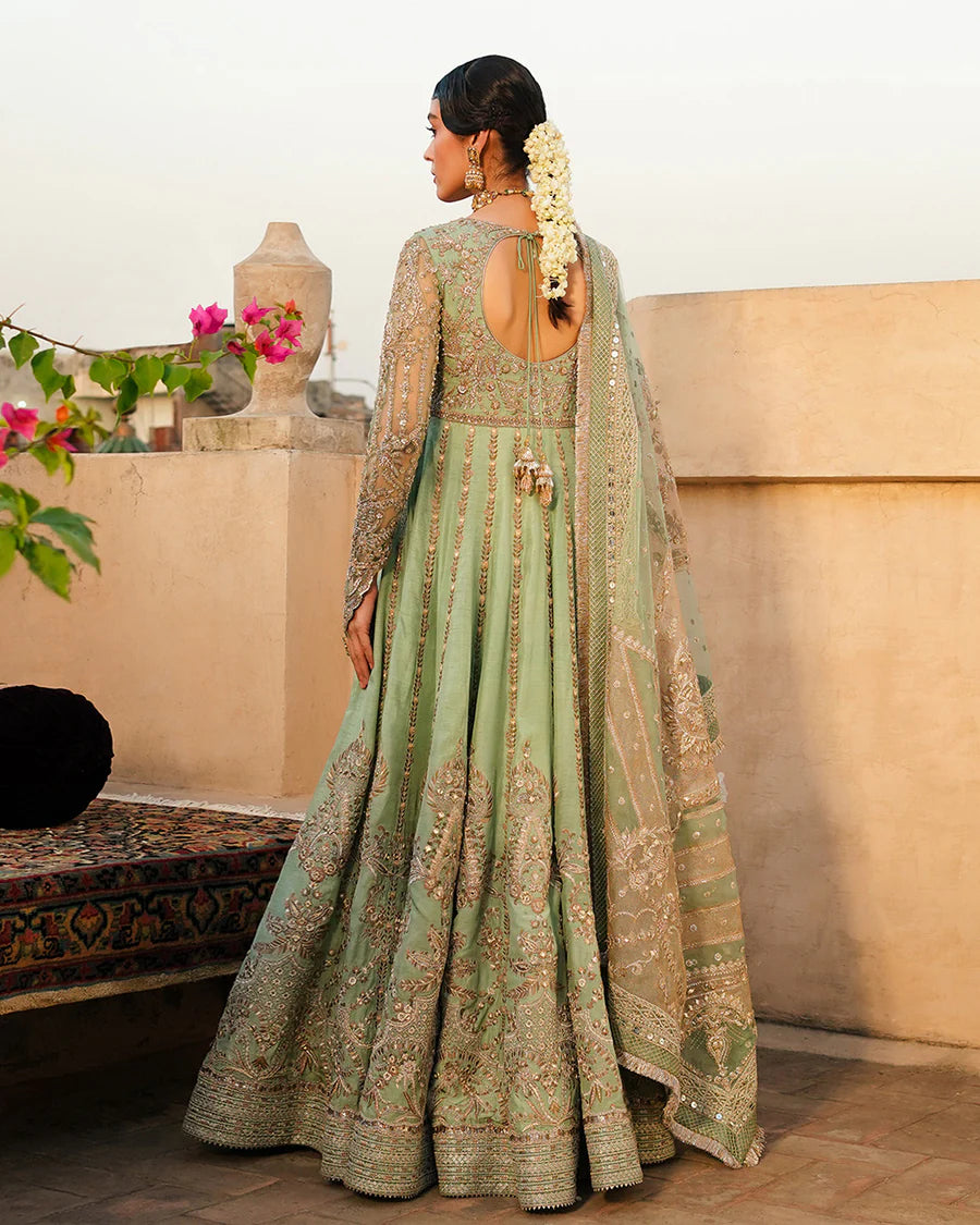 Faiza Saqlain - Adana