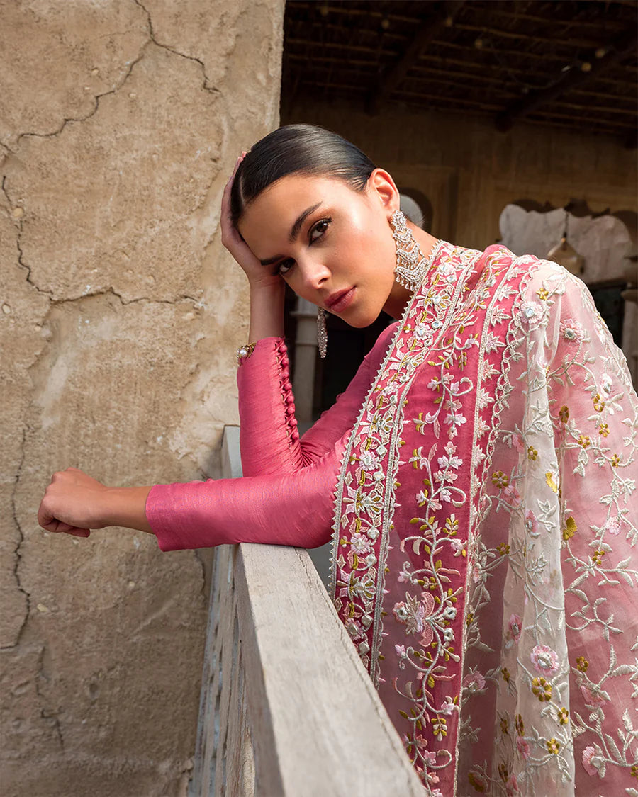 Faiza Saqlain - Hafa