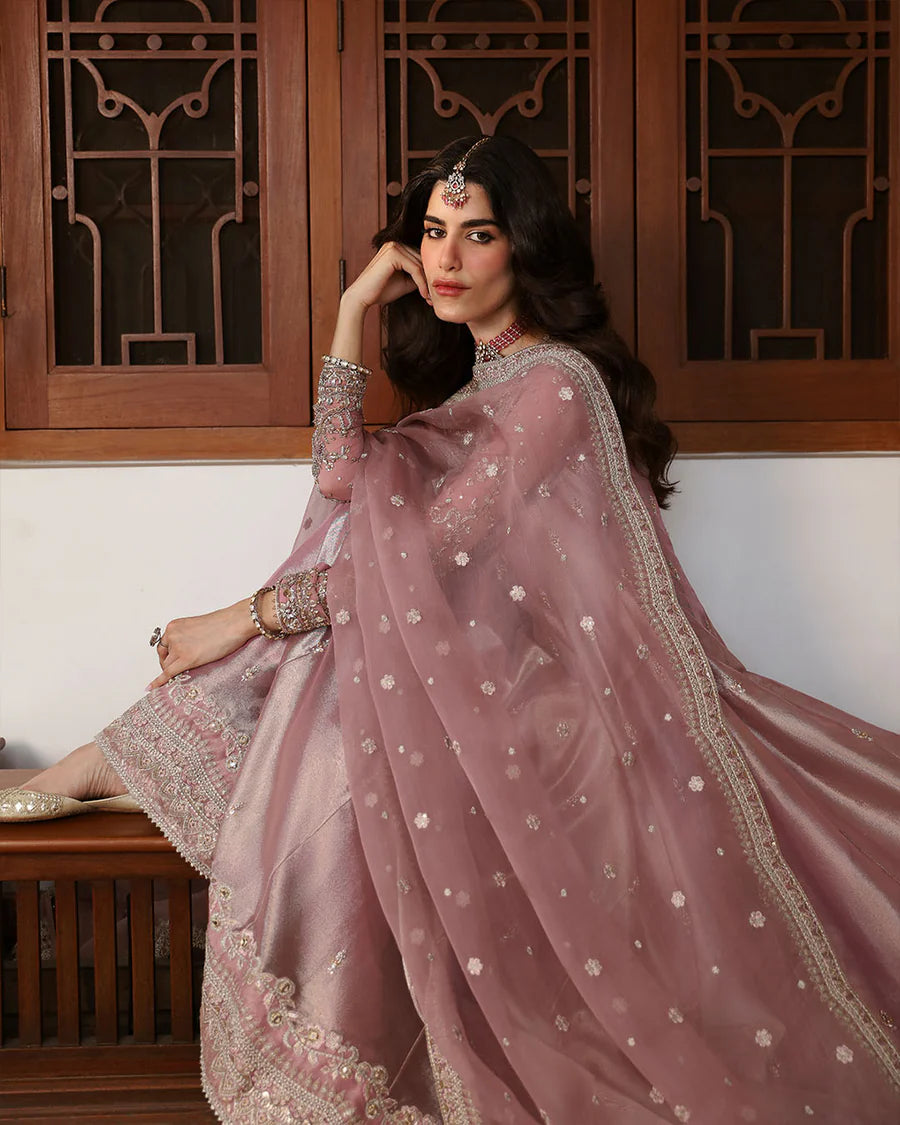 Faiza Saqlain -Halina