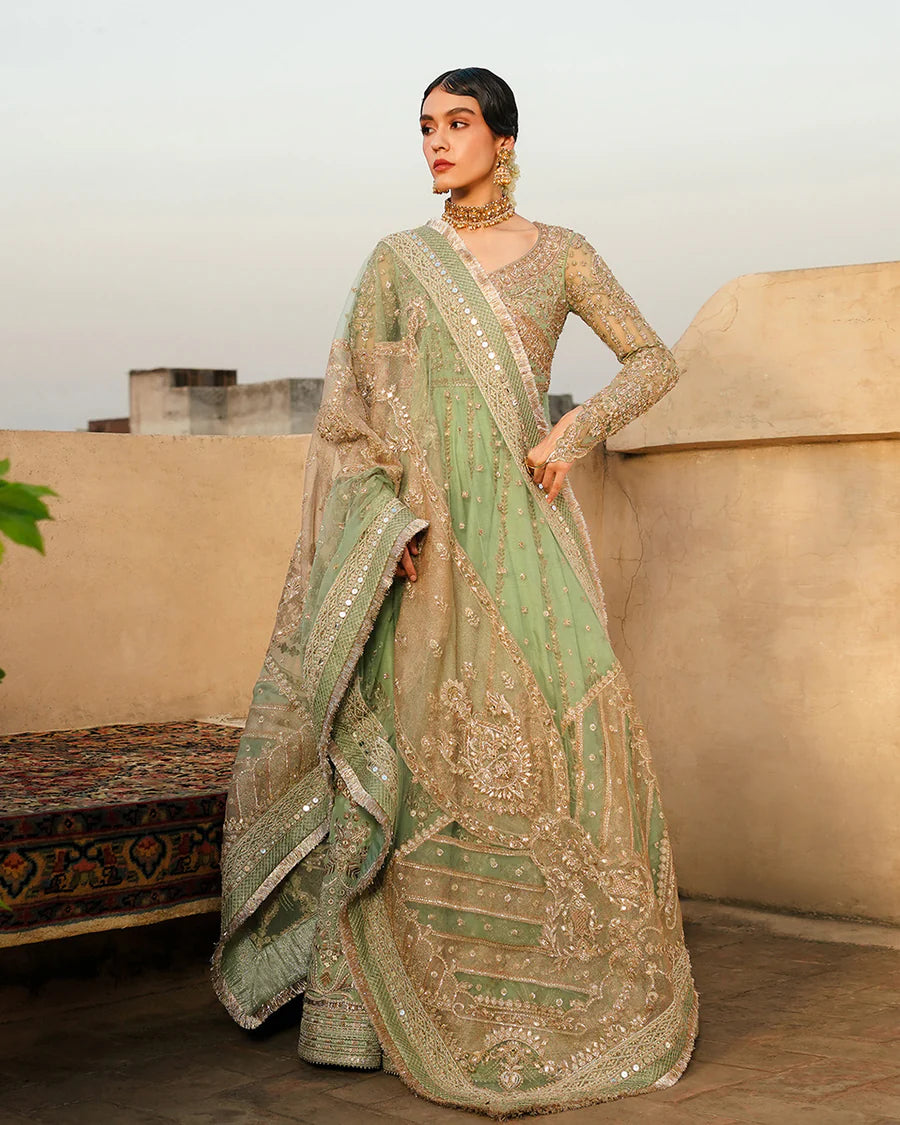 Faiza Saqlain - Adana