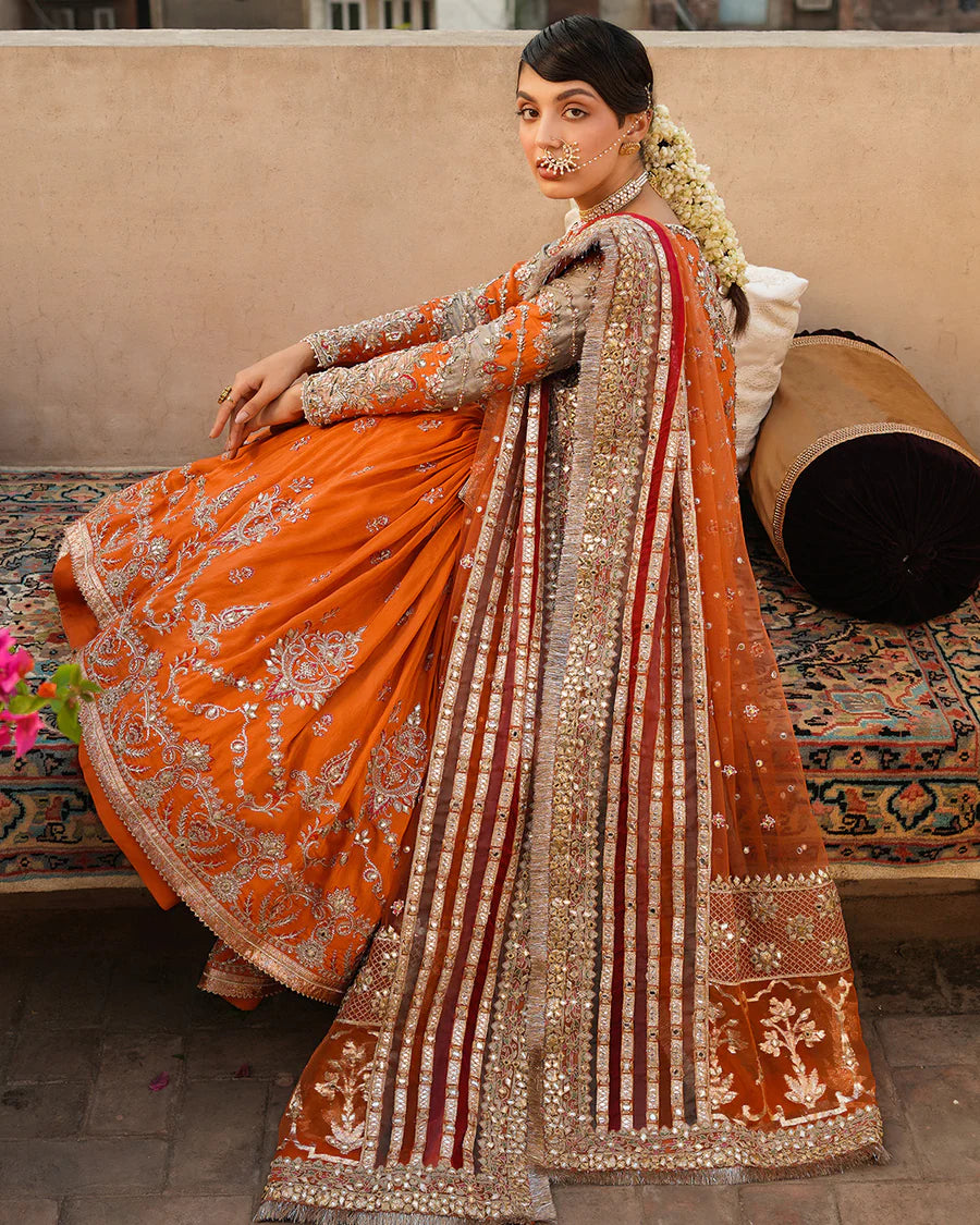 Faiza Saqlain - Sevgi