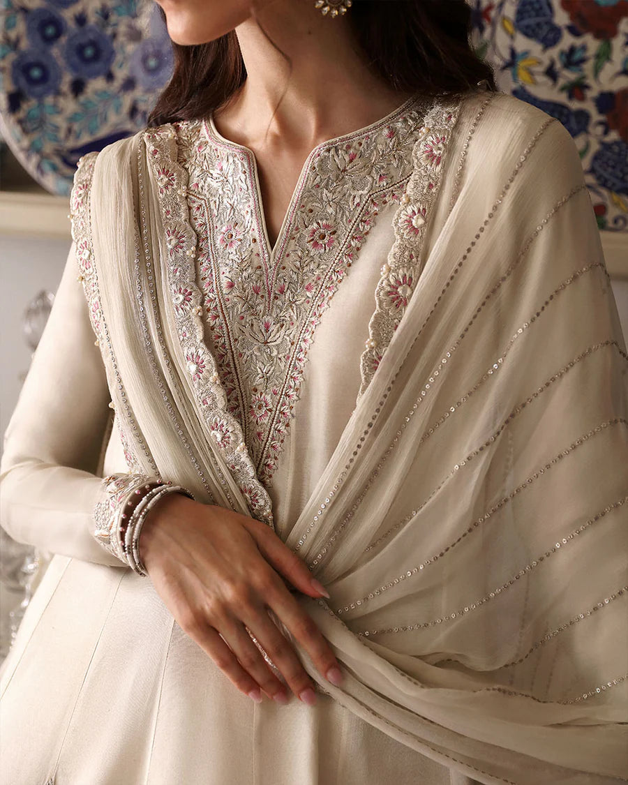 Faiza Saqlain - Sabina