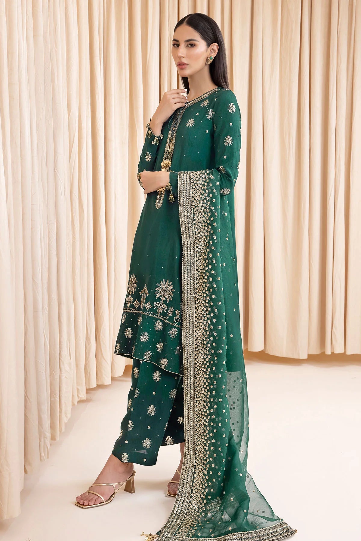 Jazmin - Embroidered Raw Silk UR-7003