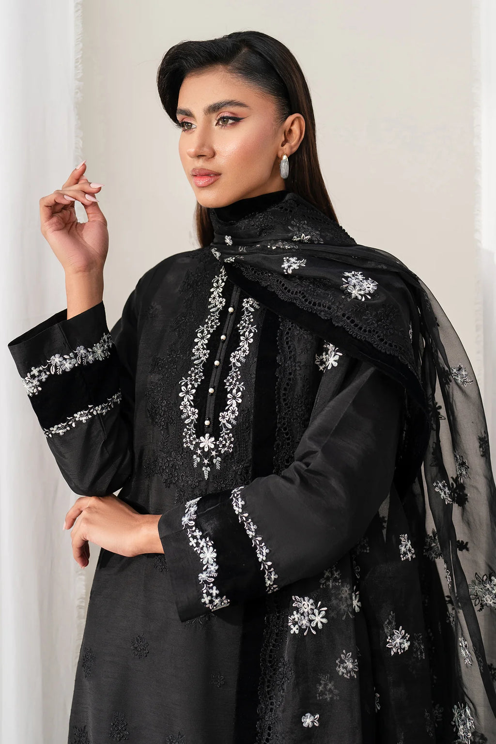 Baroque - EMBROIDERED RAW SILK UF-4137 - Mirha Collections